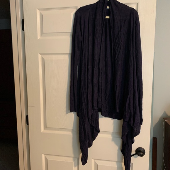 lululemon athletica Sweaters - Lululemon navy blue sweater wrap thumb holes 10